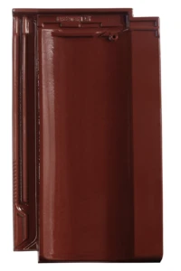 Vínově červená glazura