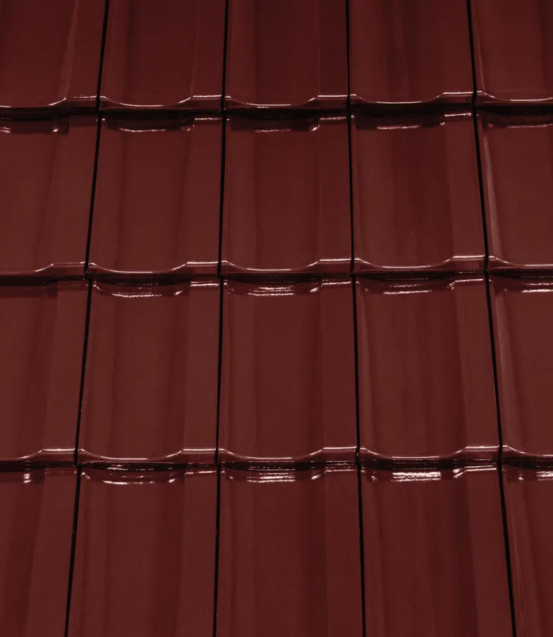 Vínově červená glazura